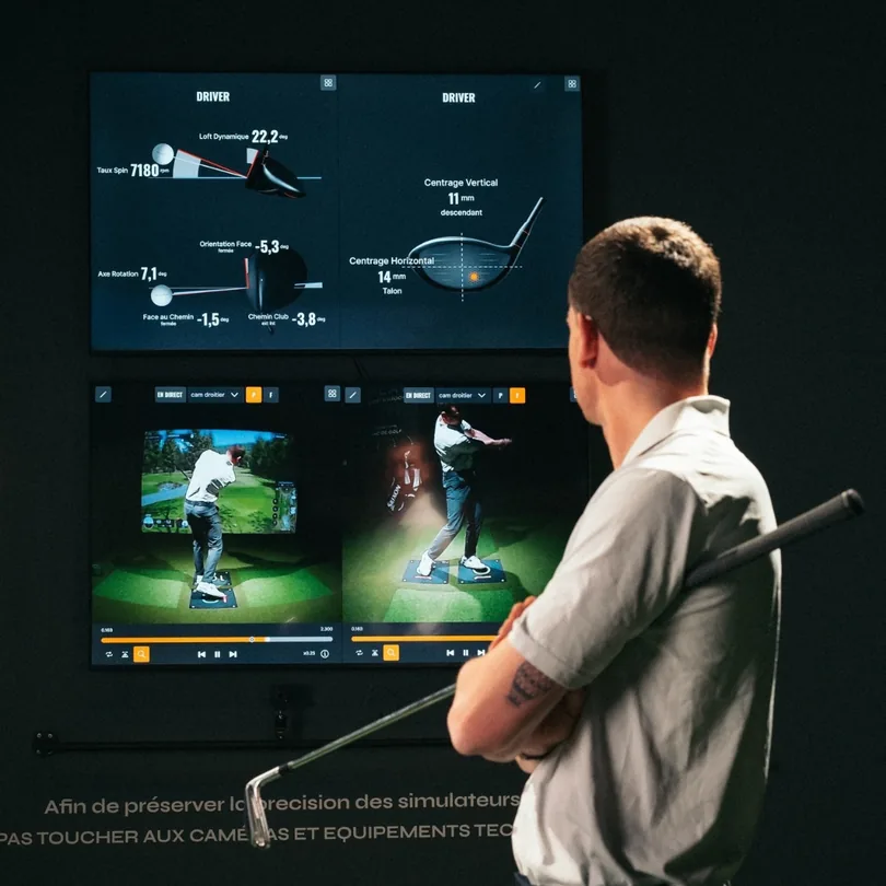 PLAY_GOLF_INDOOR